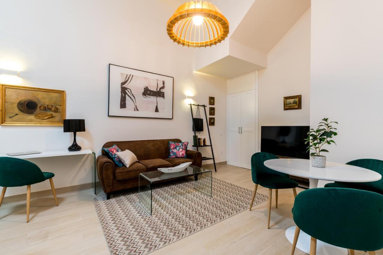 Behouse Cuna Σεβίλλη Εξωτερικό φωτογραφία